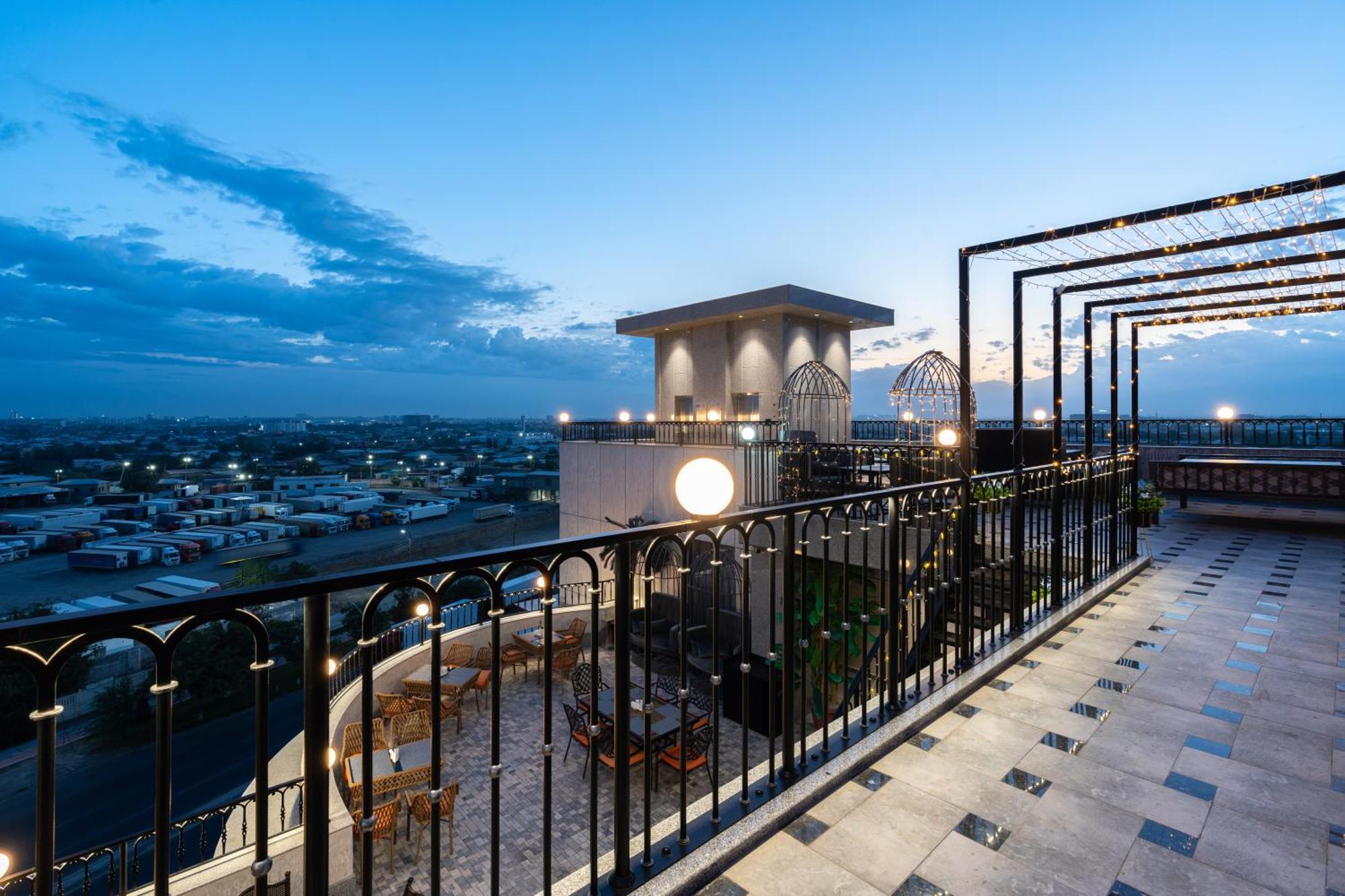 Shamsan Airport Hotel Tashkent Bagian luar foto